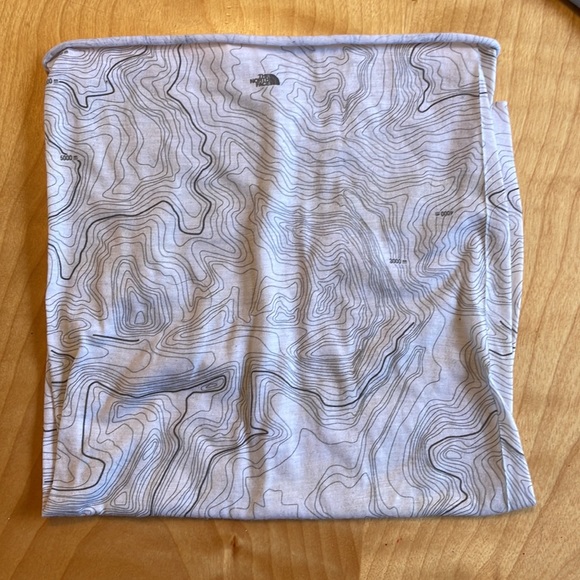 The North Face Neck Gators - Picture 4 of 4